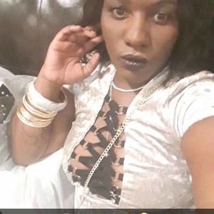 Meet your Posher, Candy